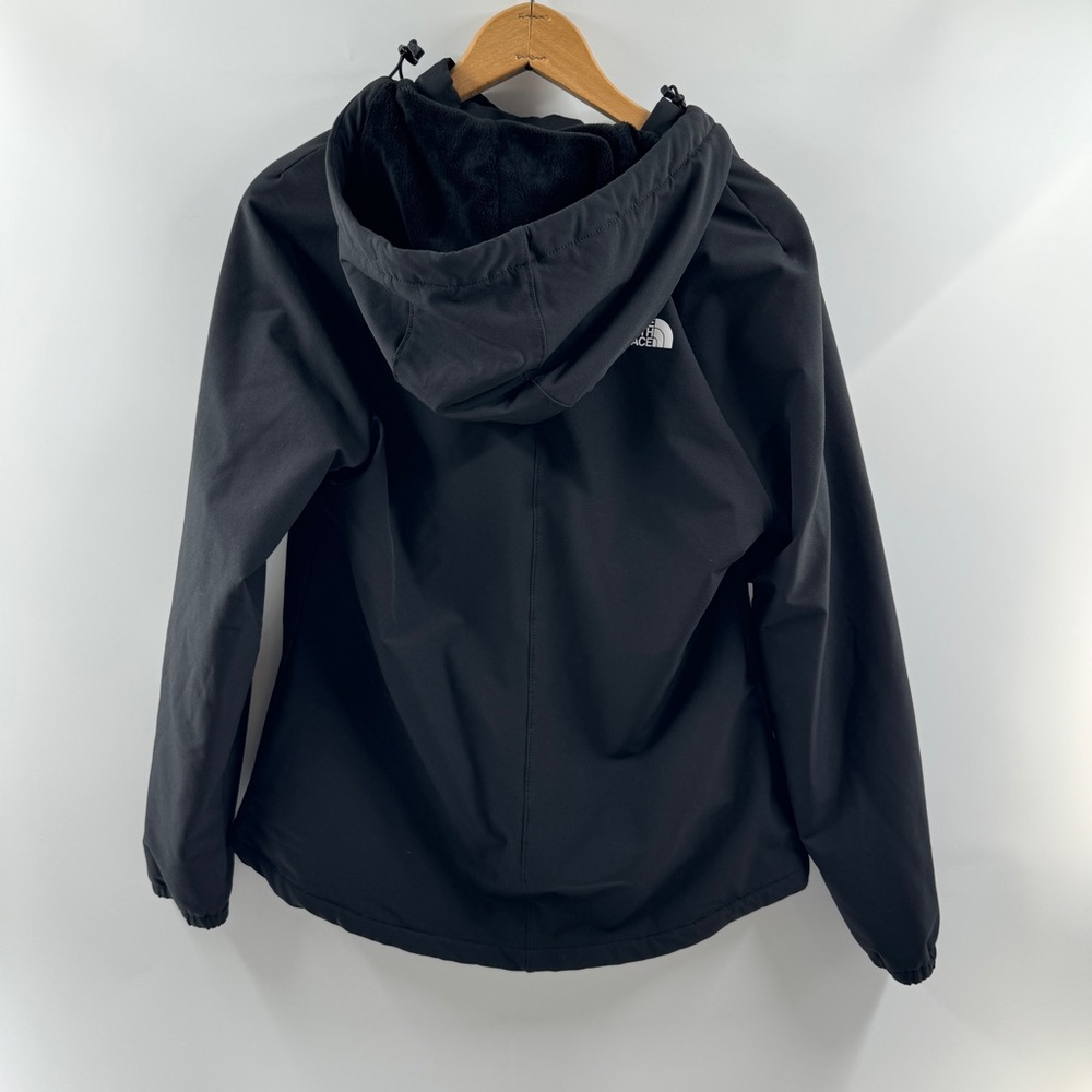 The North Face Black Softshell Jacket Women’s Large (Fits Like Medium) - Picture 8 of 9